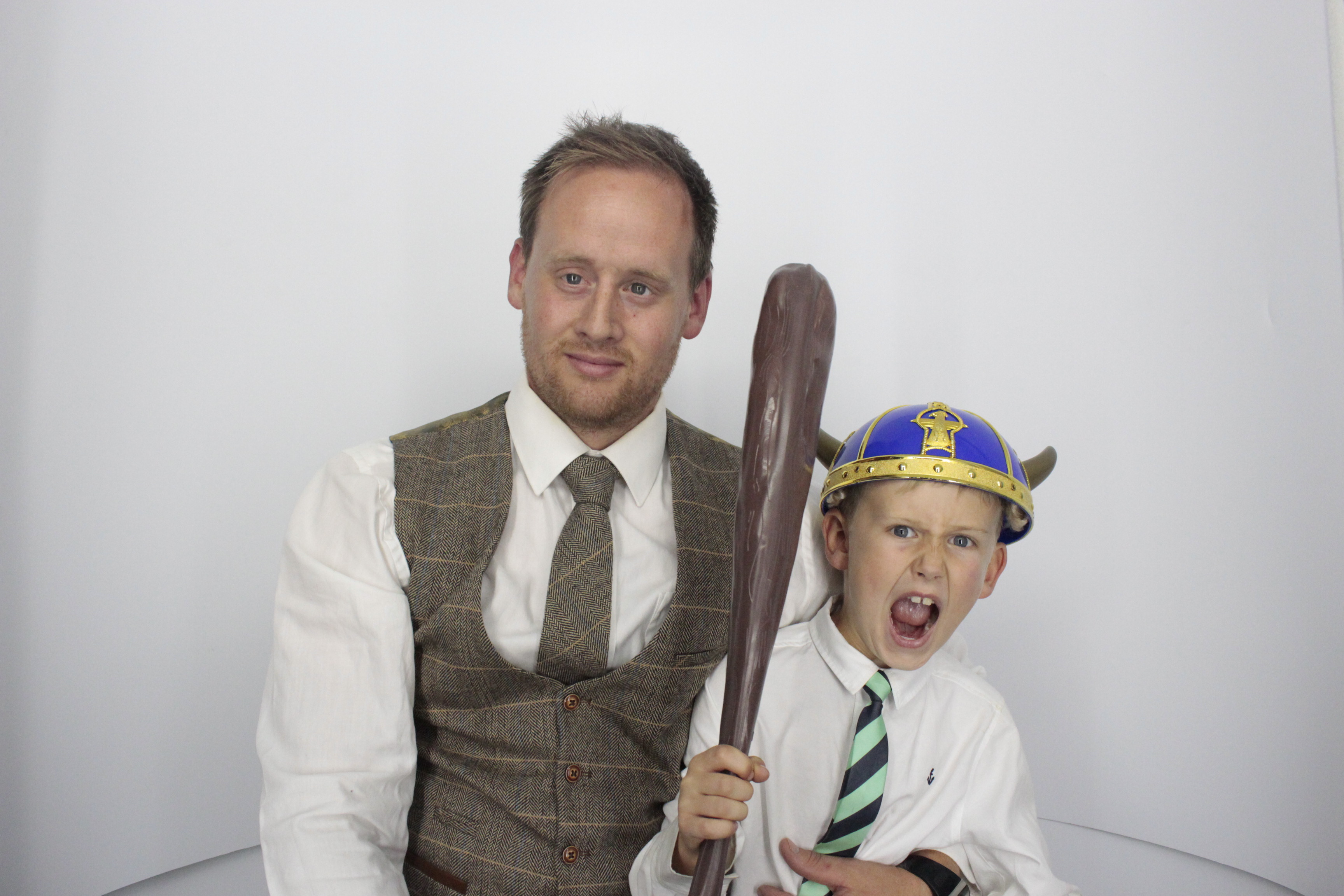 Ollie & Amy's Wedding | View more photos from the event at gallery.myphotoboothexperience.co.uk/u/MyPhotoBoothExperienceLtd/Ollie-Amys-Wedding
